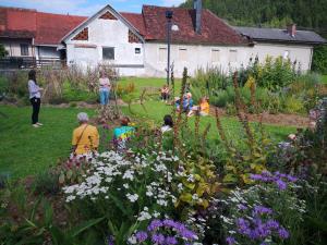 Zeliščna kopel na vrtu Svetega Benedikta 4